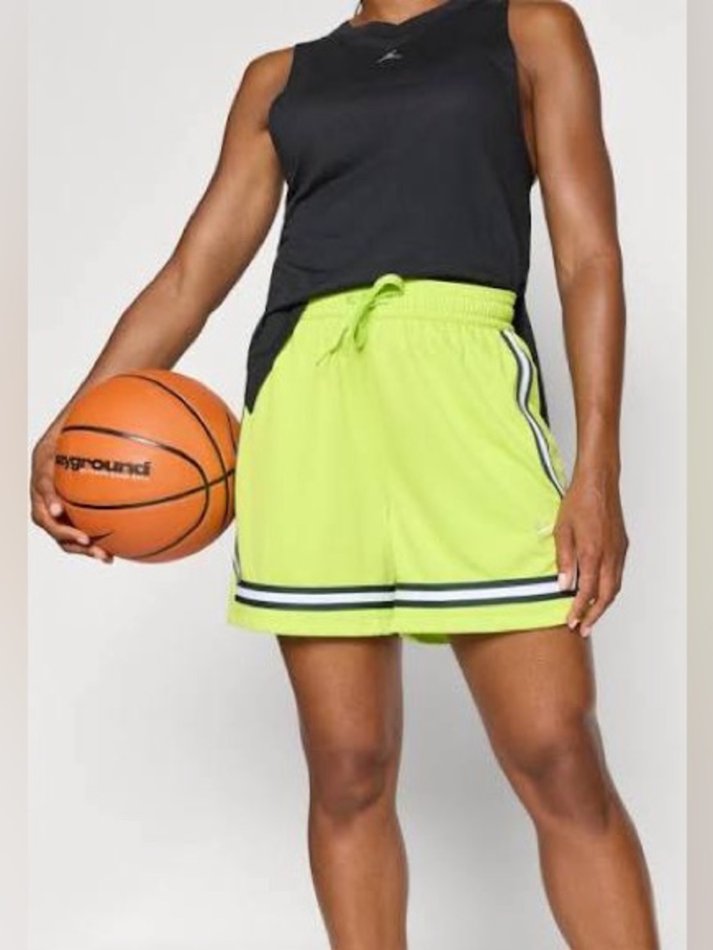 Nike W's Size M Dri-FIT 5" Shorts Crossover Running Exercise Sports Basketball